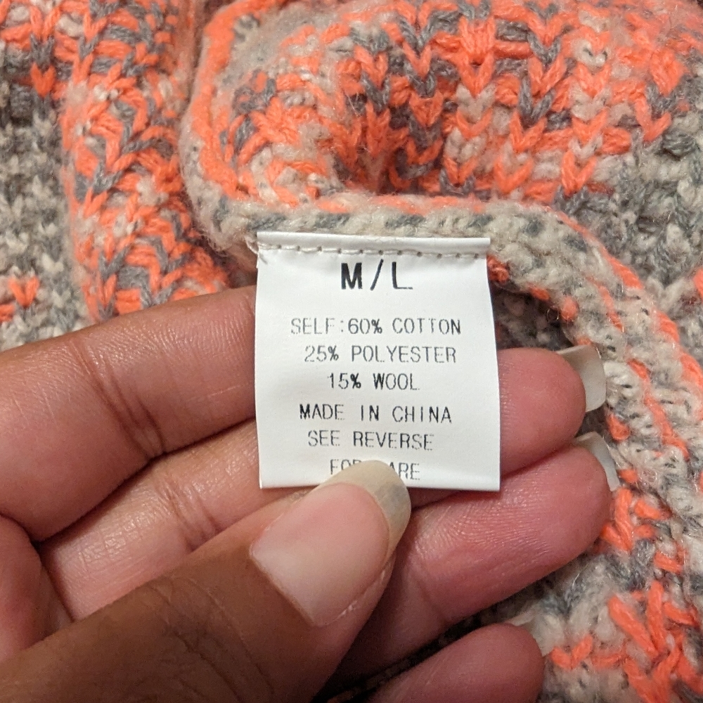 Gorgeous sweater - Picture 4 of 7